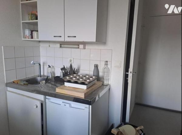 A VENDRE à NANTES - CHAMPS DE MARS - Un Studio de 16,48m2 hab. avec locataire en place