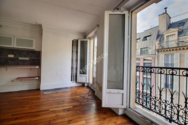 2 Pièces 40 m² - traversant - Oberkampf /Parmentier75011