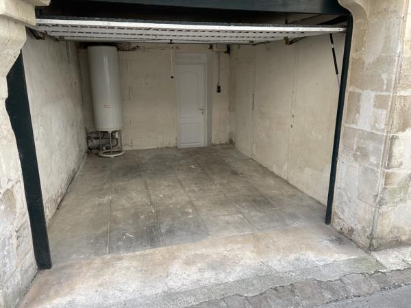 POITIERS CENTRE VILLE - T3 RENOVE DE 70M² AVEC JARDIN ET GARAGE