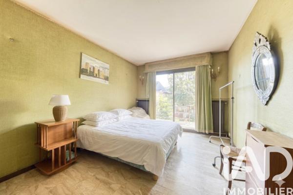 Maison à vendre 7 pièces 246 m² Noisy-le-Grand