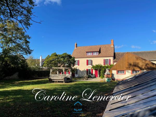 Maison à vendre AXE CONNERRE /LA FERTE BERNARD (72)Maison de Maitre 245 m² habitables, dépendances, piscine , terrain 1550 m²