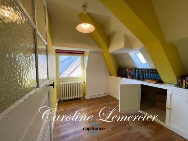 Maison à vendre AXE CONNERRE /LA FERTE BERNARD (72)Maison de Maitre 245 m² habitables, dépendances, piscine , terrain 1550 m²