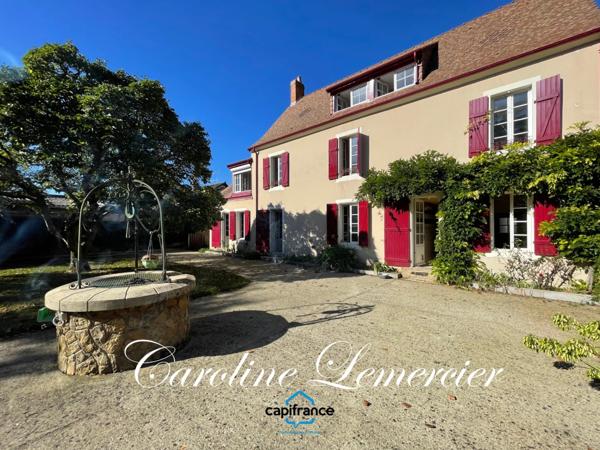 Maison à vendre AXE CONNERRE /LA FERTE BERNARD (72)Maison de Maitre 245 m² habitables, dépendances, piscine , terrain 1550 m²