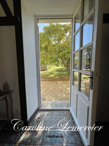 Maison à vendre AXE CONNERRE /LA FERTE BERNARD (72)Maison de Maitre 245 m² habitables, dépendances, piscine , terrain 1550 m²