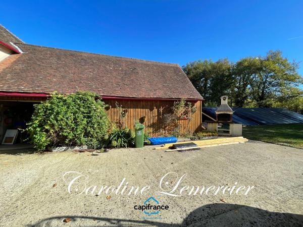 Maison à vendre AXE CONNERRE /LA FERTE BERNARD (72)Maison de Maitre 245 m² habitables, dépendances, piscine , terrain 1550 m²