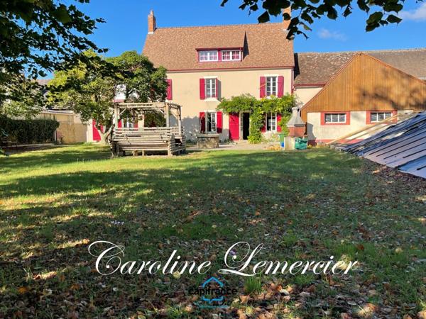Maison à vendre AXE CONNERRE /LA FERTE BERNARD (72)Maison de Maitre 245 m² habitables, dépendances, piscine , terrain 1550 m²