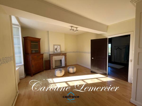 Maison à vendre AXE CONNERRE /LA FERTE BERNARD (72)Maison de Maitre 245 m² habitables, dépendances, piscine , terrain 1550 m²