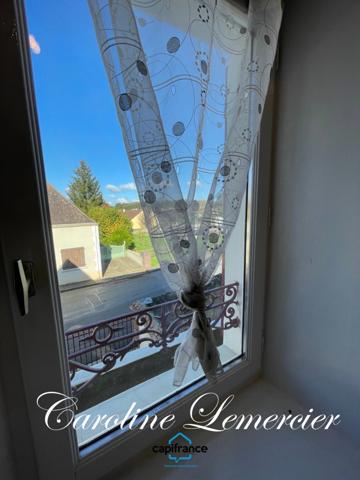 Maison à vendre AXE CONNERRE /LA FERTE BERNARD (72)Maison de Maitre 245 m² habitables, dépendances, piscine , terrain 1550 m²