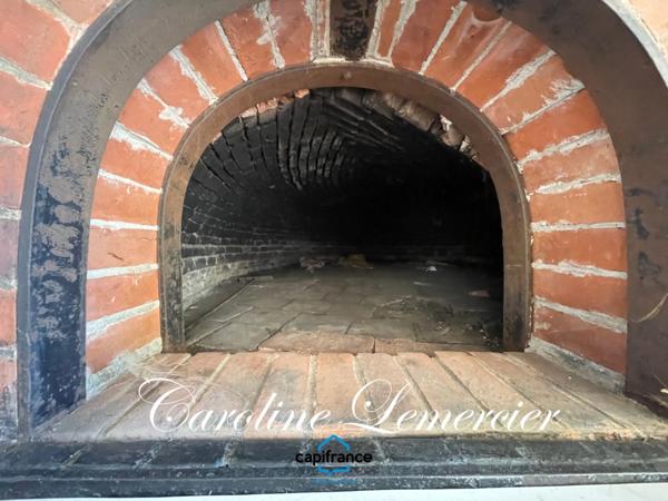 Maison à vendre AXE CONNERRE /LA FERTE BERNARD (72)Maison de Maitre 245 m² habitables, dépendances, piscine , terrain 1550 m²