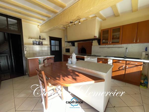 Maison à vendre AXE CONNERRE /LA FERTE BERNARD (72)Maison de Maitre 245 m² habitables, dépendances, piscine , terrain 1550 m²