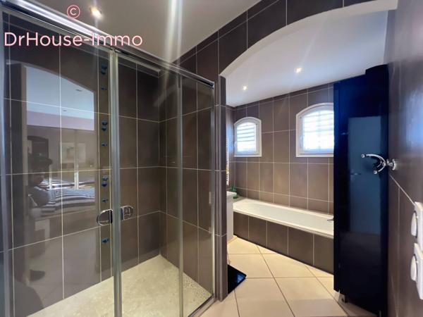 Maison à vendre 6 pièces de 230 m²