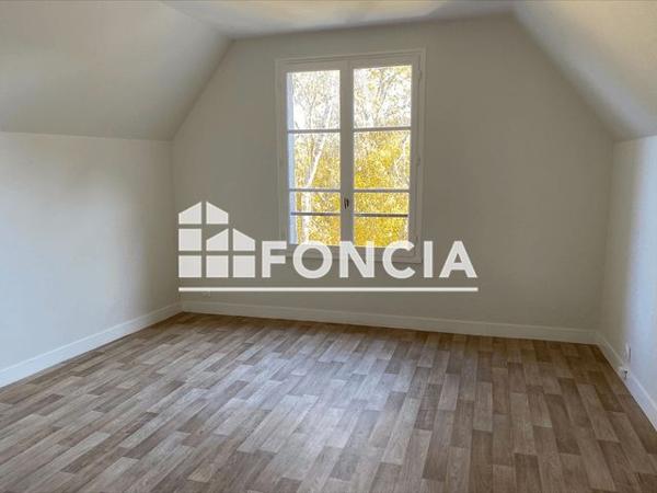 Location Appartement 2 pièces 37.46 m² - 28 RUE DES ECUYERS Chartres 28000