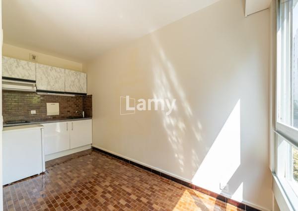 Appartement + cave et parking