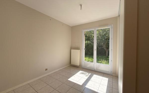 Maison à vendre    6 pièces •  Damparis