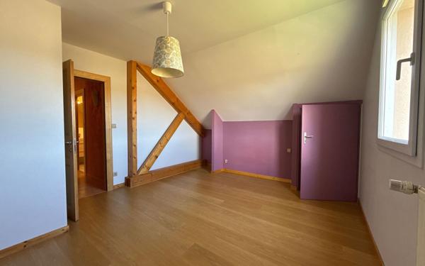 Maison à vendre    6 pièces •  Damparis