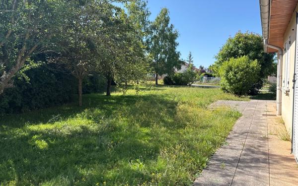 Maison à vendre    6 pièces •  Damparis