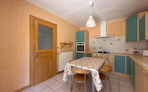 Maison à vendre    6 pièces •  Damparis