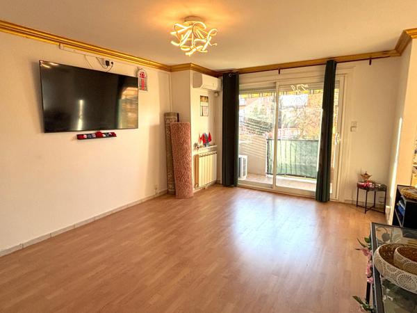 Appartement de 90 m² au 1er étage avec ascenseur