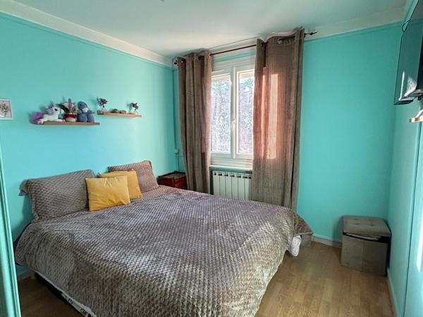 Appartement de 90 m² au 1er étage avec ascenseur