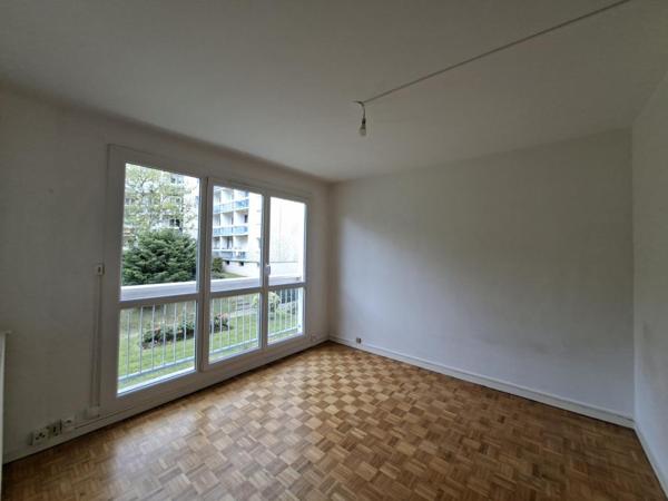 Appartement T4 à louer - 72 m² (réf : 548594)