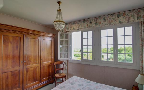 Maison à vendre    4 pièces •  Ingré