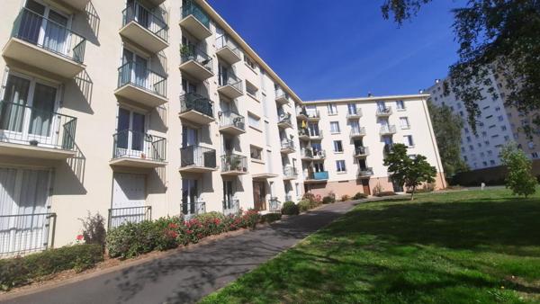 Appartement T2 à louer Saint Jacques De La Lande - 46 m² (réf : 557115)