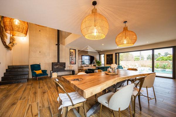 Perpignan "Le Parc du Mas Vermeil" : Maison de standing, 4 chambres, garage double et jardin avec piscine bali