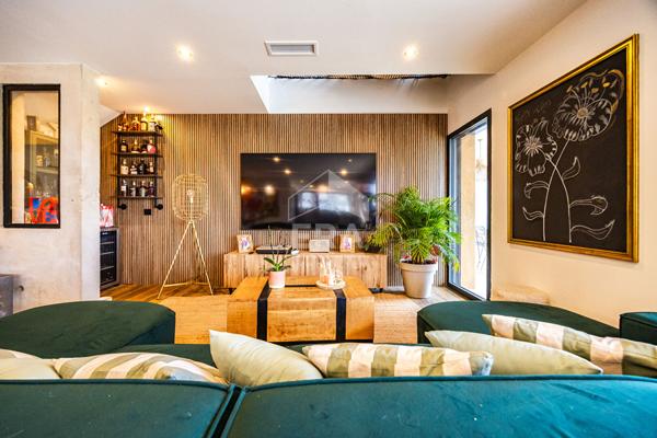 Perpignan "Le Parc du Mas Vermeil" : Maison de standing, 4 chambres, garage double et jardin avec piscine bali