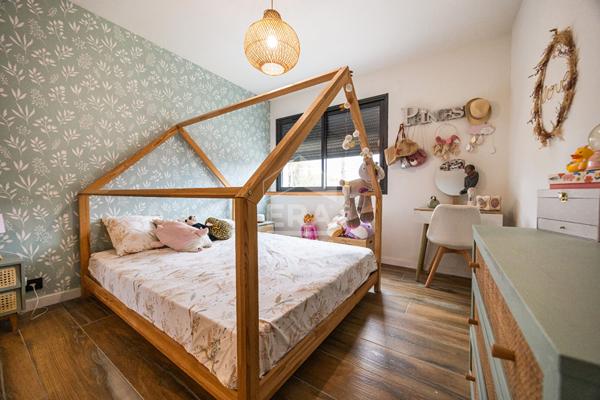 Perpignan "Le Parc du Mas Vermeil" : Maison de standing, 4 chambres, garage double et jardin avec piscine bali