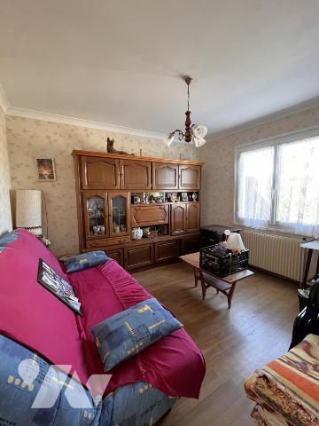 Maison entre bourg et littoral PENVENAN