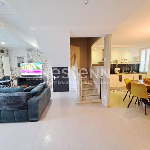 A VENDRE VILLENEUVE D'OLMES MAISON RENOVEE AVEC JARDIN