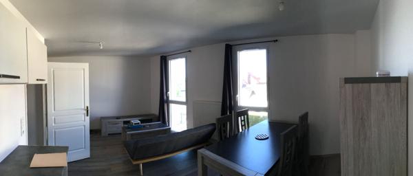 Appartement situé à Compiègne proche UTC - 35,59 m2, et PK en sous-sol