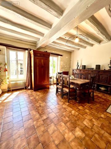 Maison de ville à vendre à Châtillon-sur-Indre dans l'Indre (36700), ref : 016/456