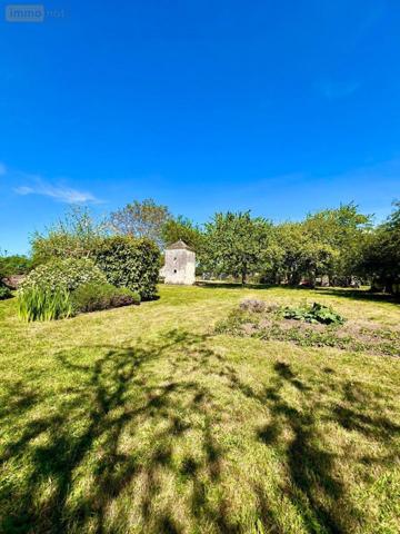 Maison de ville à vendre à Châtillon-sur-Indre dans l'Indre (36700), ref : 016/456