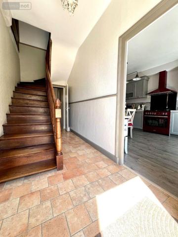 Maison de ville à vendre à Châtillon-sur-Indre dans l'Indre (36700), ref : 016/456