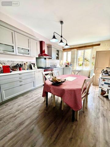 Maison de ville à vendre à Châtillon-sur-Indre dans l'Indre (36700), ref : 016/456