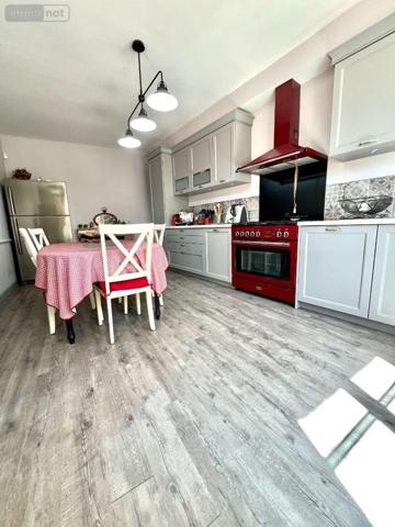 Maison de ville à vendre à Châtillon-sur-Indre dans l'Indre (36700), ref : 016/456