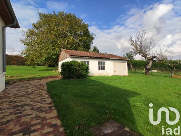 Maison traditionnelle 5 pièces de 156 m² à Laizé (71870)