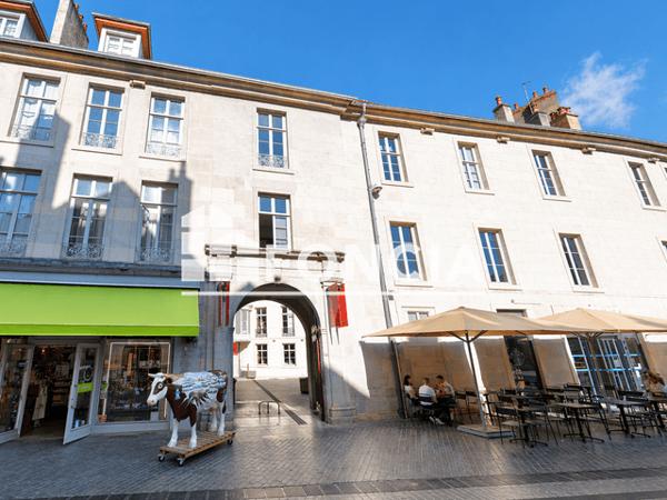 Location Appartement 2 pièces 45 m² - 6 RUE PASTEUR Besancon 25000