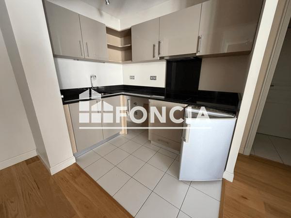 Location Appartement 2 pièces 45 m² - 6 RUE PASTEUR Besancon 25000