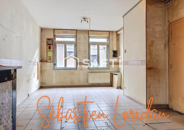 Maison 6 chambres et beau volume en ville