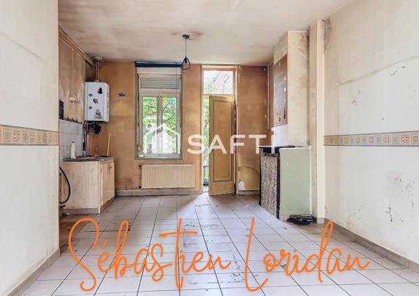 Maison 6 chambres et beau volume en ville