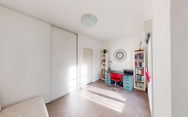 Maison à vendre    7 pièces • 197 m2 Magny-le-Hongre