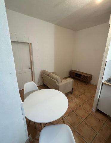 Immeuble de 145 m² à Piolenc, 5 appartements et garage