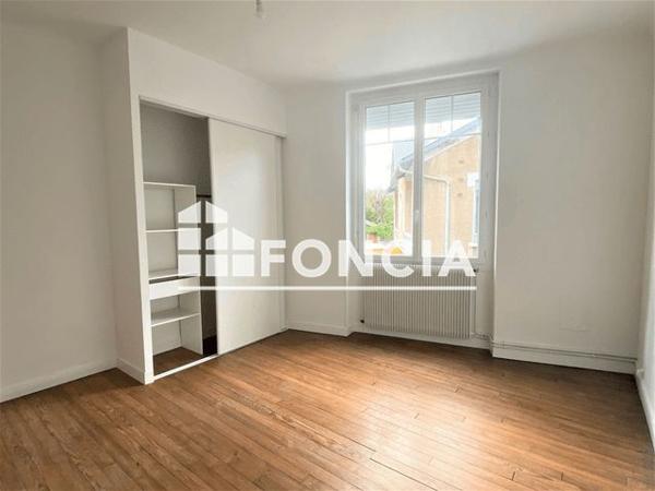 Location Appartement 4 pièces 70 m² - 23 RUE DE LA REPUBLIQUE Pontacq 64530