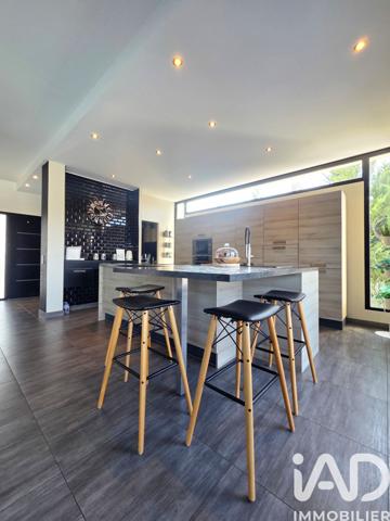 Maison à vendre 4 pièces 211 m² Perpignan