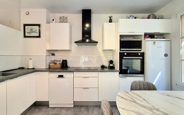 Maison à vendre    4 pièces • 49,41 m2 Fréjus