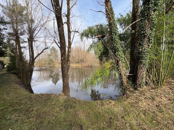 Plan d'eau 4182m² Buzançais