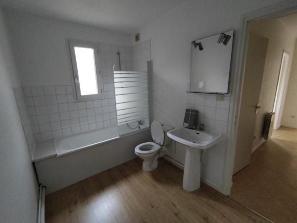 Location d'un appartement F1 (34 m²) à CALAIS