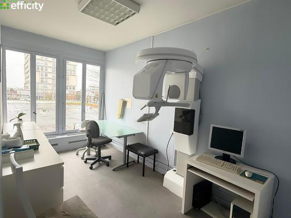 Local Commercial 7 pièces - 163 m²